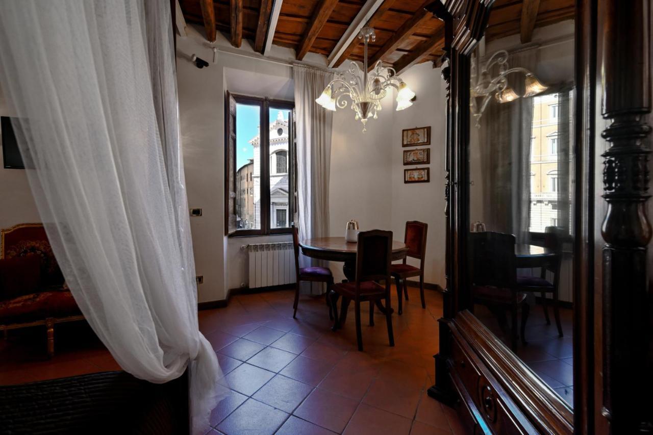 Vicolo Dell'Aquila - Residenze Romanae Exterior photo