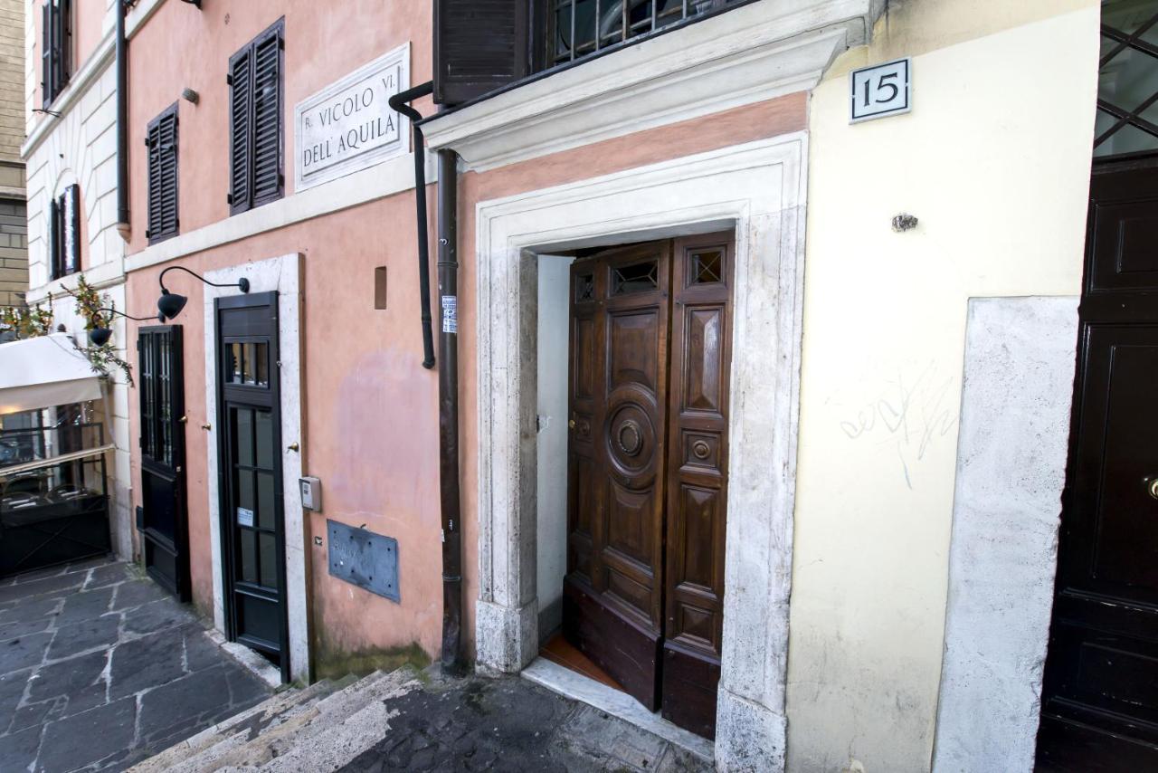 Vicolo Dell'Aquila - Residenze Romanae Exterior photo